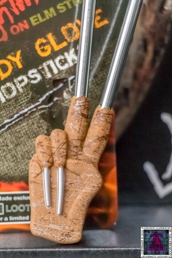 Freddy Glove Chopsticks (2)