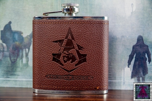 Assassin's Creed Syndicate Hip Flask (1).jpg