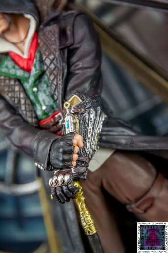 Assassin's Creed Syndicate Jacob Machinery Figurine (4).jpg