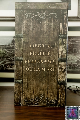Assassins-Creed-Unity-Guillotine-Edition-Box-3