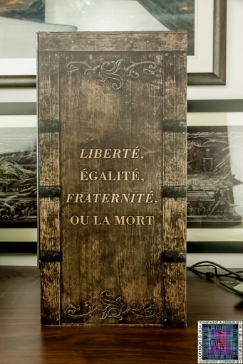 Assassins-Creed-Unity-Guillotine-Edition-Box-5