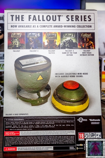 Fallout Anthology Mini Nuke Edition Box Art (4).jpg