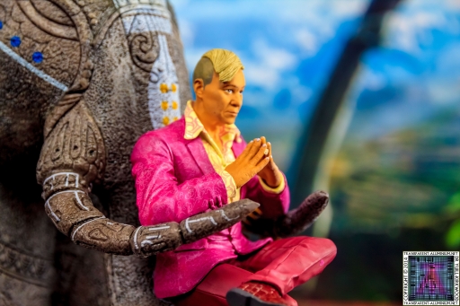 Far-Cry-4-Kyrat-Edition-Statue-1