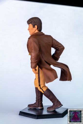 Mal Statue