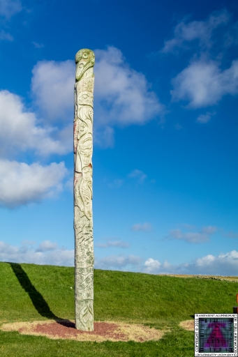First Nations and Orcadian Totem pole (2)
