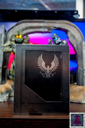 Halo 5 Guardians Limited Edition Steel Book.jpg