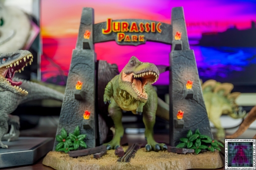 Jurassic Park Blu-ray Collector's editions (1).jpg
