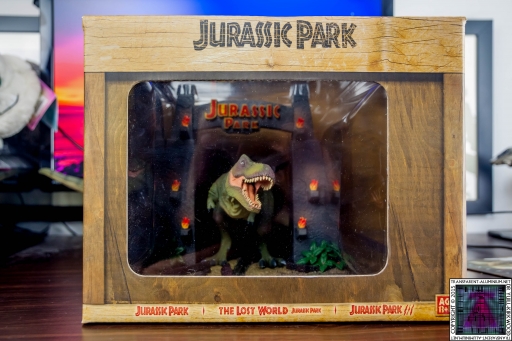 Jurassic Park Blu-ray Collector's editions Box Art.jpg