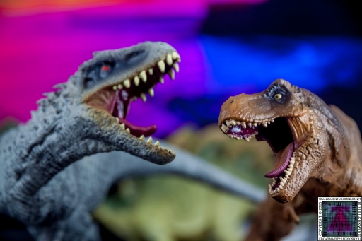 Jurassic World Blu-ray Collector's editions (9).jpg
