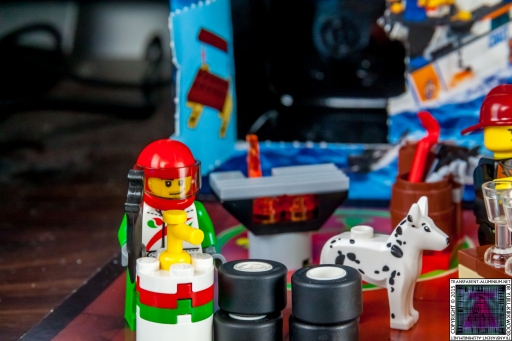 LEGO City Advent Calendar 2015 - Day 16 (2)