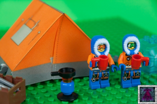 LEGO Polar Accessory Set 850932 (1).jpg