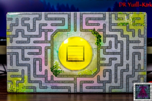 Loot Crate - April 2016 Quest Box Art Labyrinth (1)