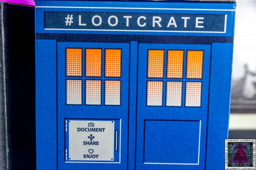 Loot Crate - Doctor Who Limited Edition TARDIS Box Art (7)