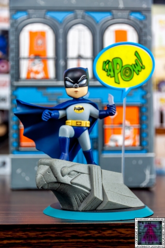 Loot Crate Batman (4).jpg