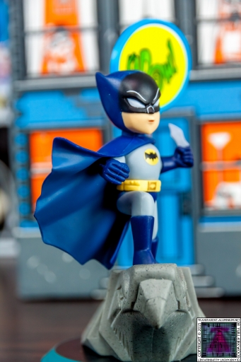 Loot Crate Batman (5).jpg