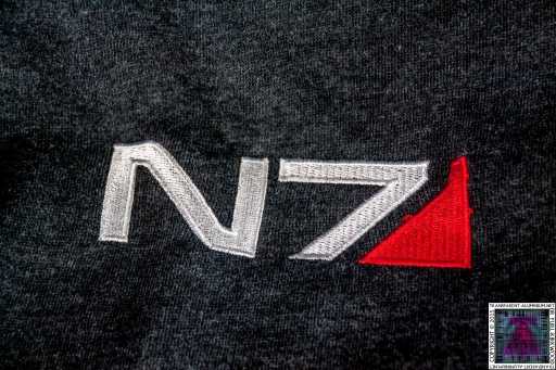 Mass Effect N7 Armor Stripe Hoodie (1)