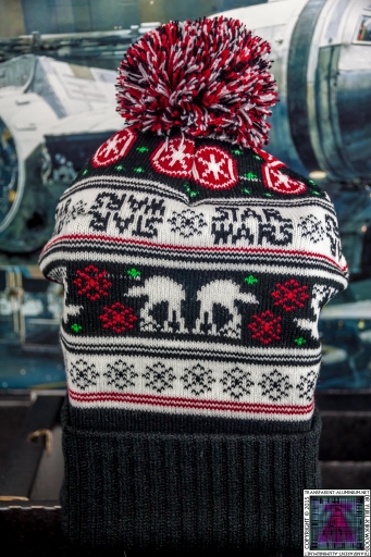 AT-AT Walker Pom Beanie (1)