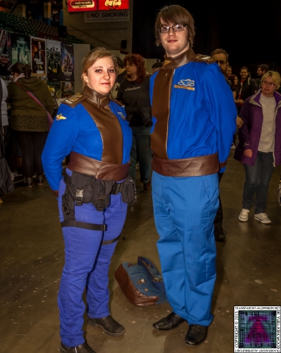Comic-Con Cosplay B5 Earth Alliance.jpg