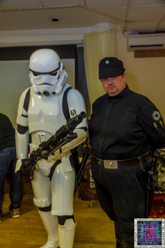 Stormtrooper-and-Imperial-Officer-1