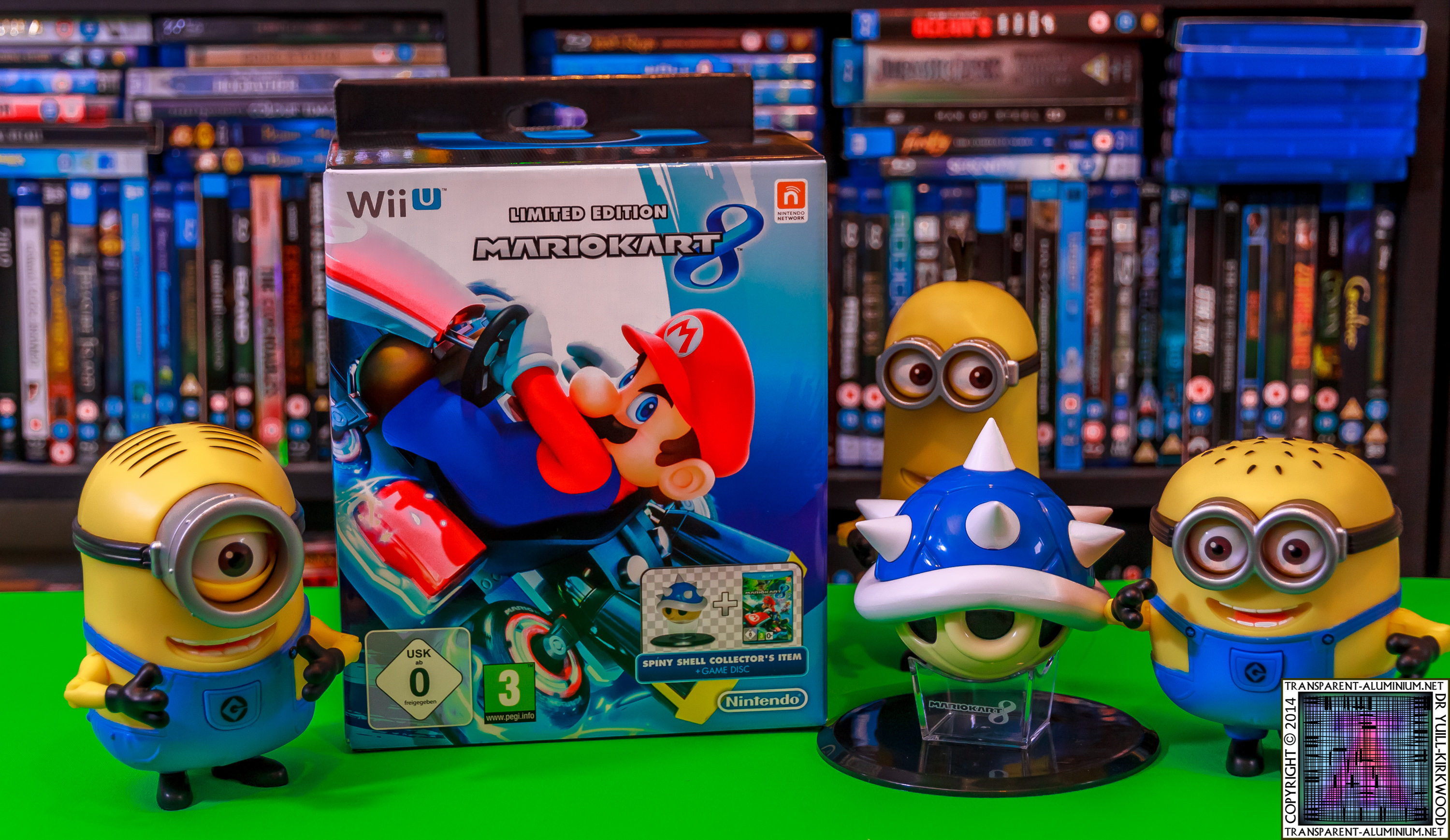 Mario Kart 8 Limited Edition with Blue Shell Figurine Wii U
